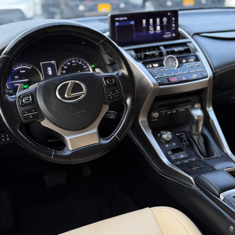  LEXUS NX300H -  9