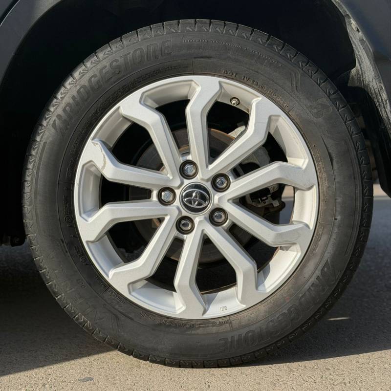 ������ COROLLA CROSS - ����� 9