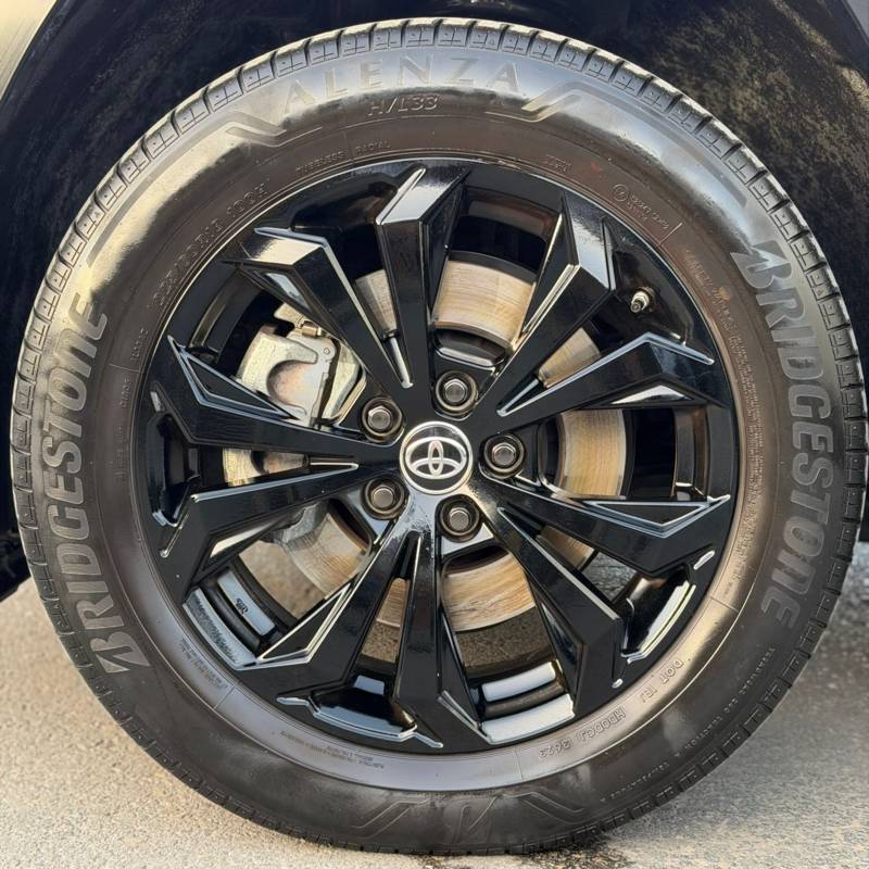 ������ RAV 4 HYBRID - ����� 9
