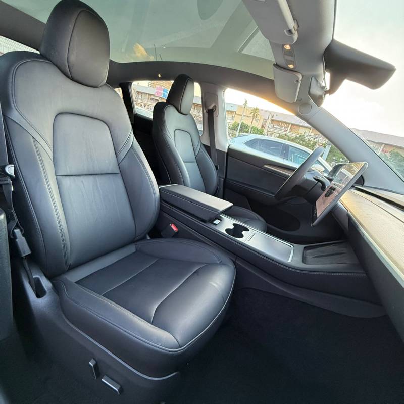  MODEL Y -  9