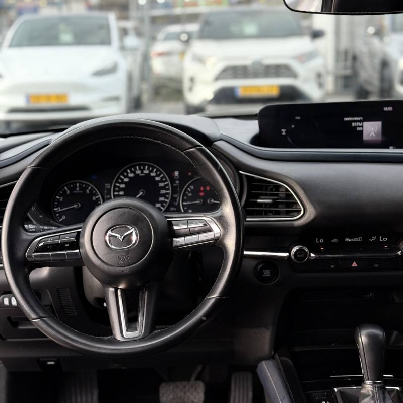  / Mazda CX-30 -  9
