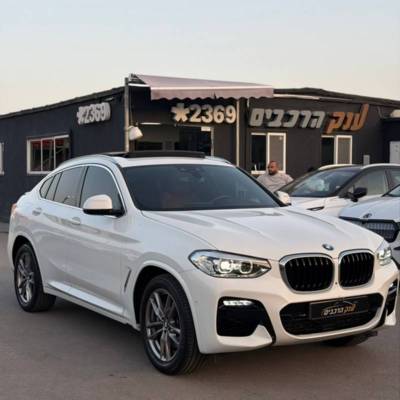 � � ��X4 XDRIVE30I
