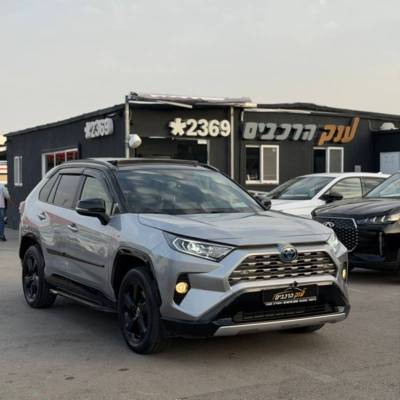 ������RAV 4 HYBRID