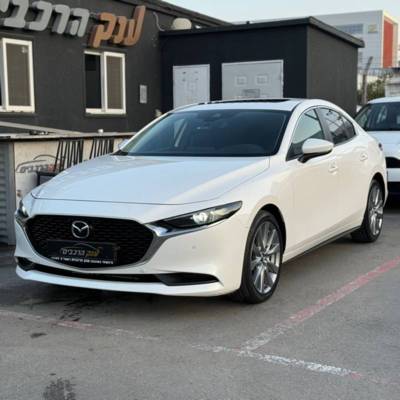  MAZDA 3