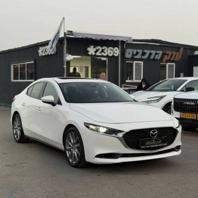����&nbsp;MAZDA 3