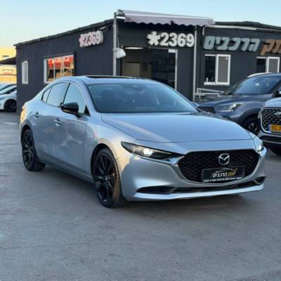 ����&nbsp;MAZDA 3