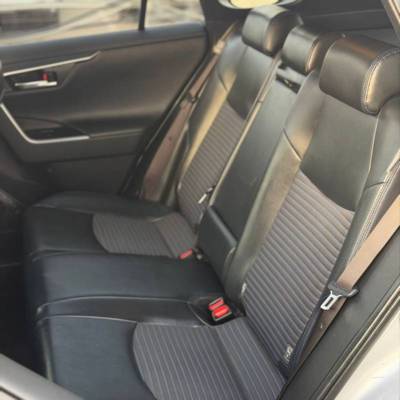 ������ RAV 4 HYBRID - ����� 10