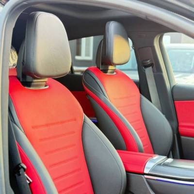  GLC 300 4MATIC -  10