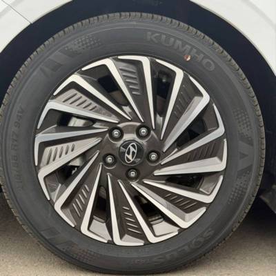 ������ SONATA HYBRID - ����� 10