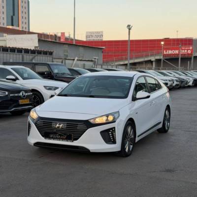 ������ IONIQ HYBRID - ����� 2