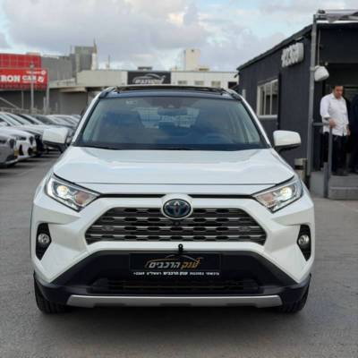 ������ RAV 4 HYBRID - ����� 3