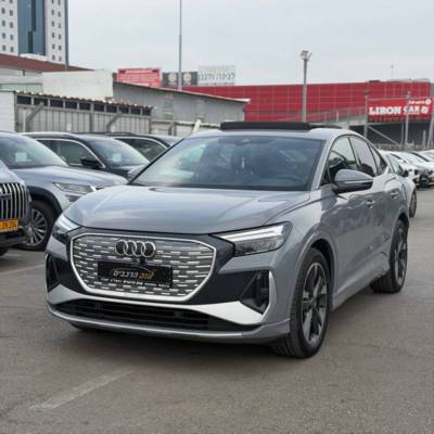 ����� Q4 SPORTBACK - ����� 3