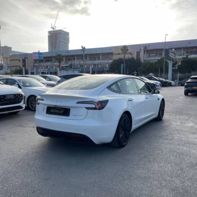 ���� MODEL 3 - ����� 3
