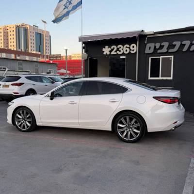  MAZDA 6 -  4