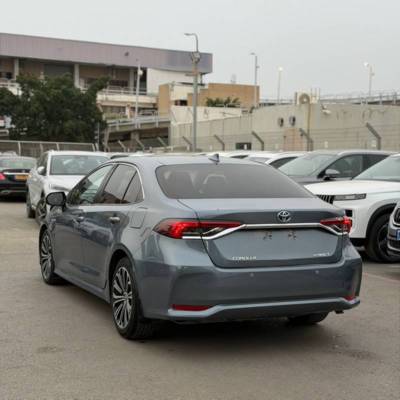 ������ COROLLA SDN HSD - ����� 4