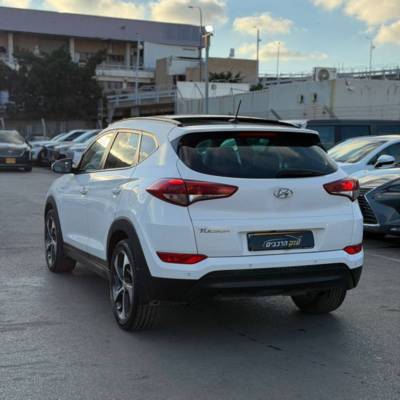 ������ TUCSON - ����� 4