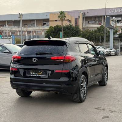 ������ TUCSON - ����� 4