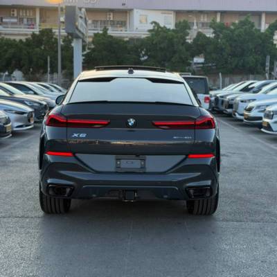 � � �� X6 XDRIVE40I - ����� 4