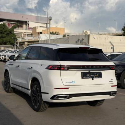 �'��� JAECOO8 PHEV - ����� 4