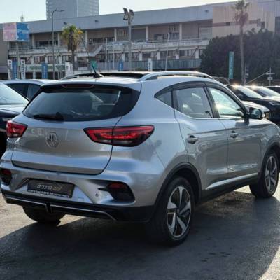 ��.�� ZS EV - ����� 4