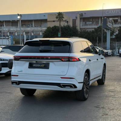 �'��� JAECOO8 PHEV - ����� 4