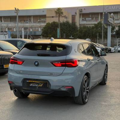 � � �� X2 XDRIVE 25E - ����� 4