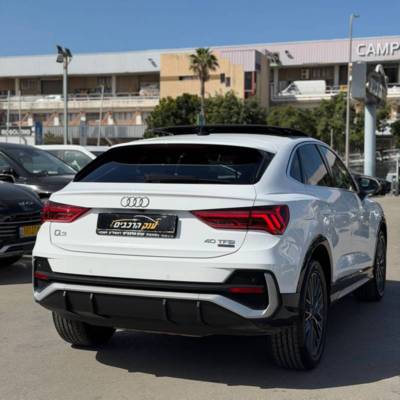����� Q3 SPORTBACK - ����� 5