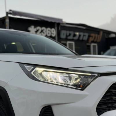 ������ RAV 4 HYBRID - ����� 5
