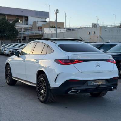 ����� GLC300 4MATIC - ����� 5