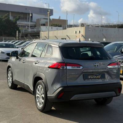 ������ COROLLA CROSS - ����� 5