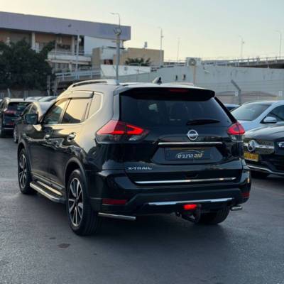����� X-TRAIL - ����� 5