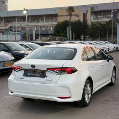 ������ COROLLA SDN HSD - ����� 5