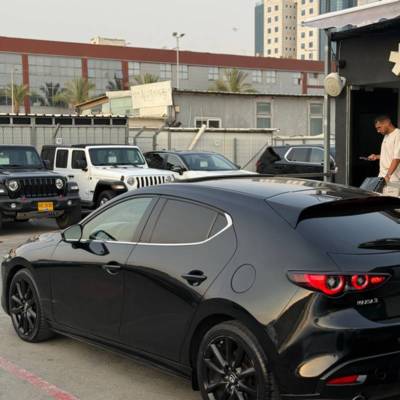  MAZDA 3 -  5