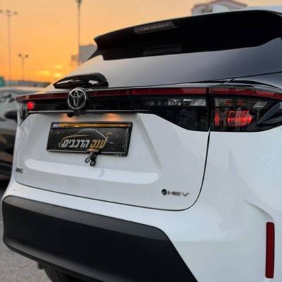 ������ YARIS CROSS HSD - ����� 6