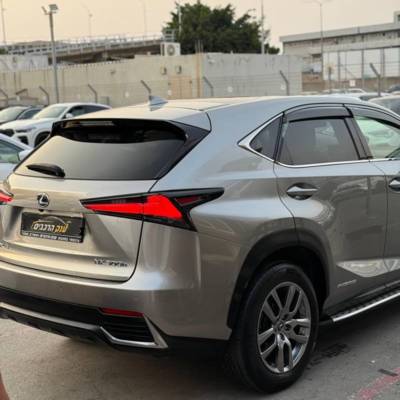  LEXUS NX300H -  6