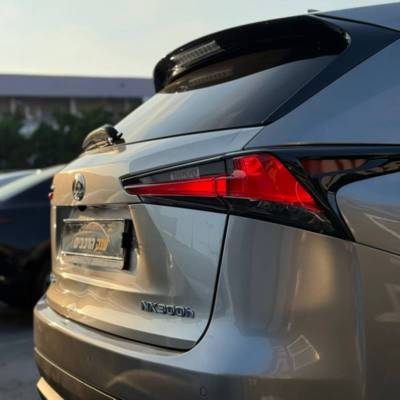  LEXUS NX300H -  6