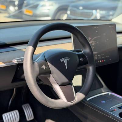 ���� MODEL Y - ����� 6