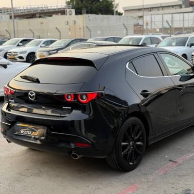  MAZDA 3 -  6