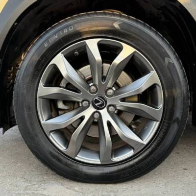  LEXUS NX300H -  7