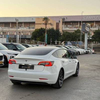 ���� MODEL 3 - ����� 7