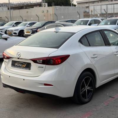  MAZDA 3 -  7