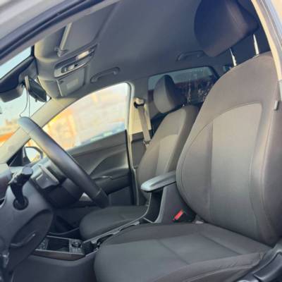 ������ KONA HYBRID - ����� 8