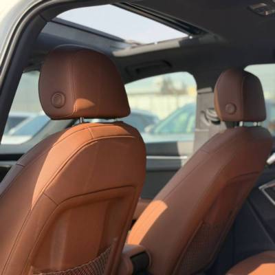 ����� Q3 SPORTBACK - ����� 9