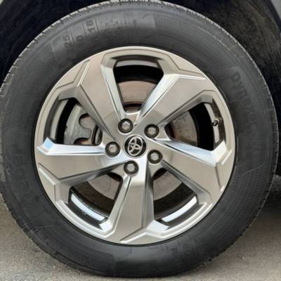 ������ RAV 4 HYBRID - ����� 9