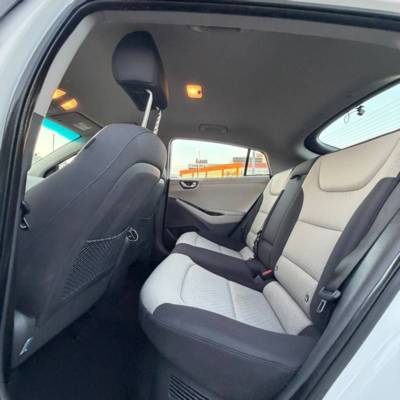 ������ IONIQ HYBRID - ����� 9