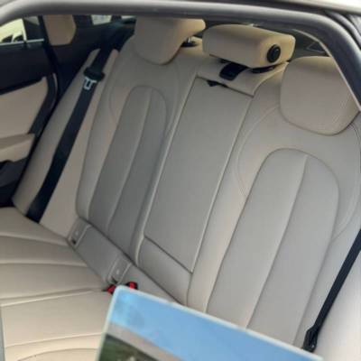 � � �� 218I - ����� 9